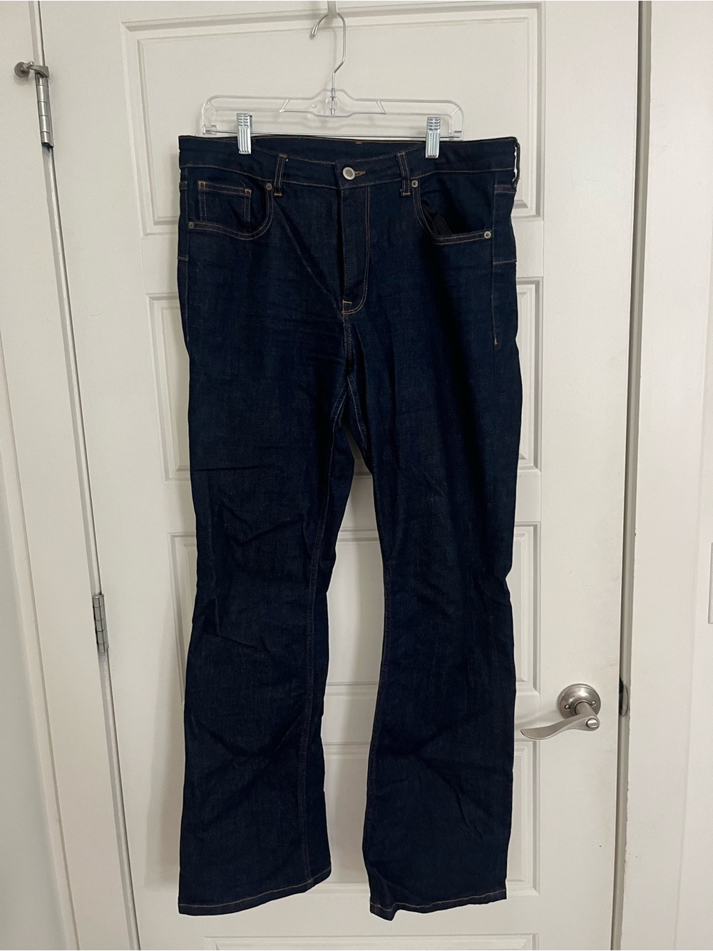 Men's Dark Blue Jeans - Classic Straight Fit
